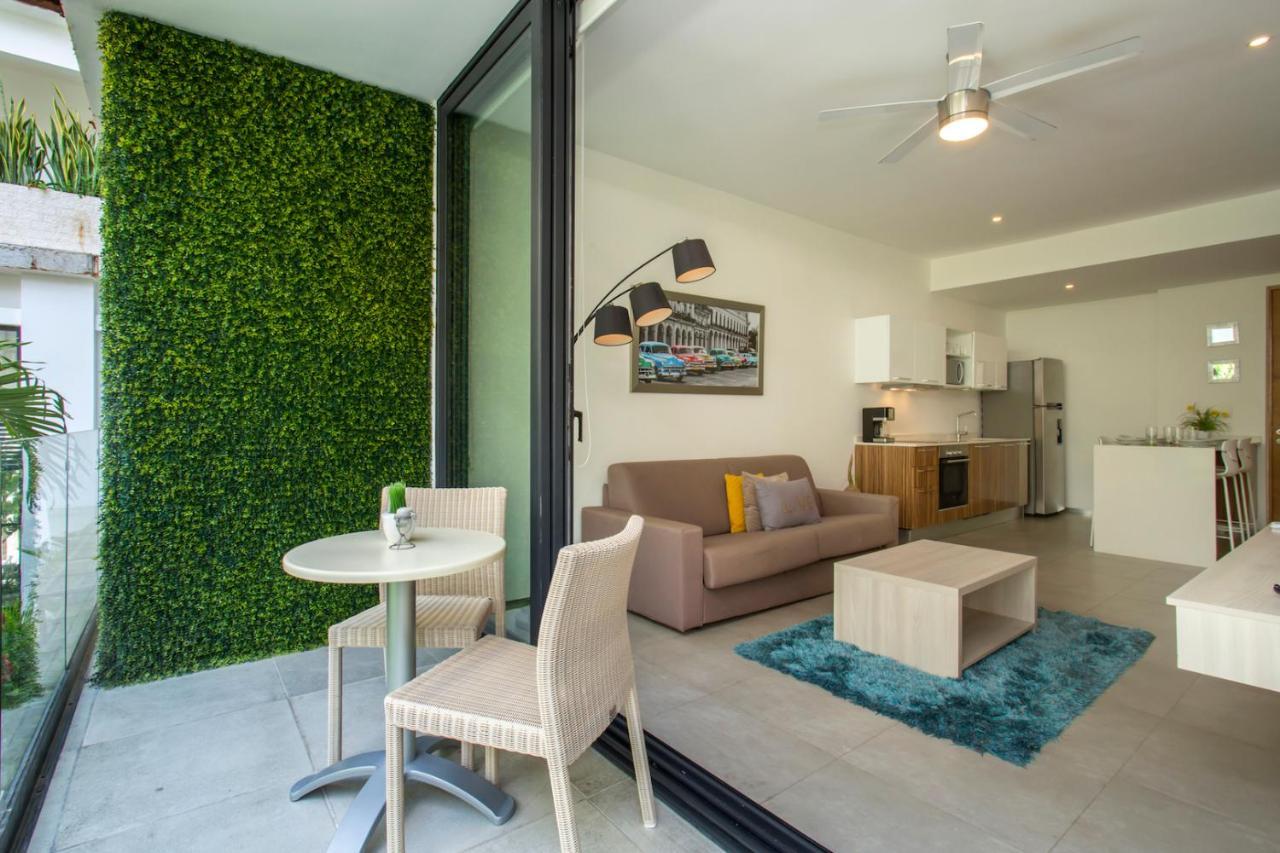 Lovely One Bedroom With Amazing Terrace View *